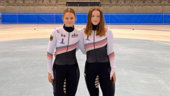 Bestreiten die Junioren-Weltmeisterschaften hier, in  ihrer Dresdner Trainings-Eishalle: Svea Rothe (links), Betty Moeske
