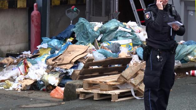 Obdachloser nach tragischem Unfall mit Müllpresse gestorben