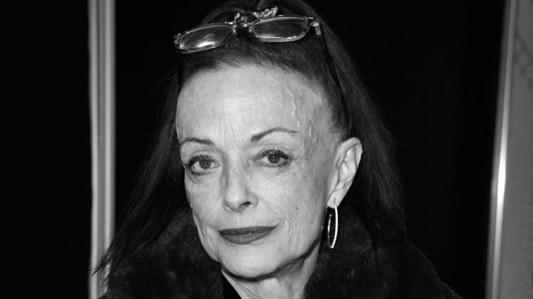 Lisa Loring