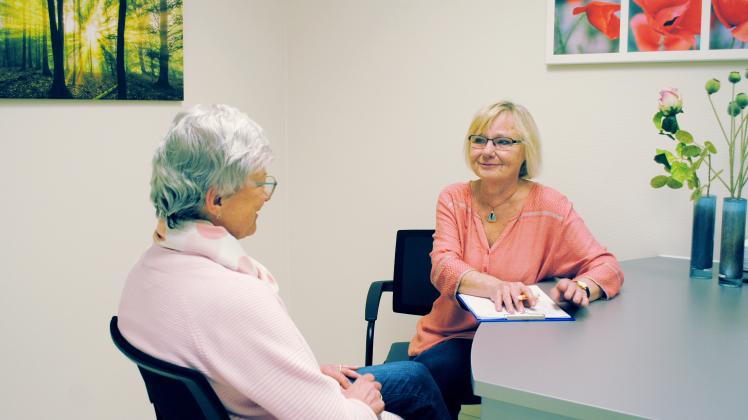 Patientenfürsprecherin Gisela Meyer nimmt sich Zeit für die Sorgen und Nöte der Patienten und deren Angehörige. 
