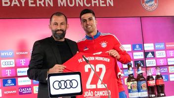 FC Bayern leiht Verteidiger Cancelo aus