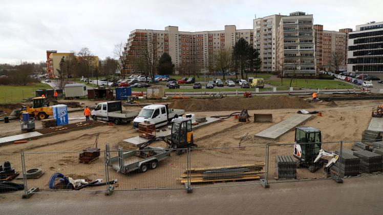 Es geht zügig voran – ein Blick auf die ZOB-Baustelle in Rostock.