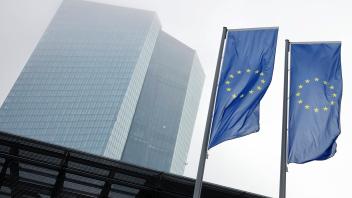 Das Gebäude der EZB in Frankfurt. Während die Euro-Zone weiter von Inflation gebeutelt wird, hat die EZB am Donnerstag L