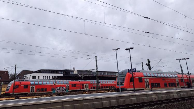 Bahn Soll Lange Sperrung Der Bahnstrecke Hamburg-Lübeck Planen | SHZ