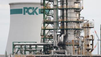 Öl aus Rostock für die PCK-Raffinerie in Schwedt