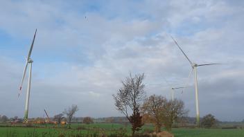 Der neue Windpark im Ortsteil Schadehorn in Bad Oldesloe ist fast fertig. 