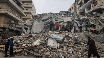 Erdbeben erschüttern Türkei und Syrien