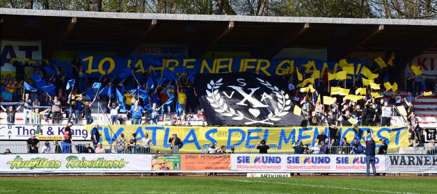 Mit starkem „Rückenwind“ unter anderem von der Haupttribüne des Stadions möchte der SV Atlas Delmenhorst in Heimspielen siegen.