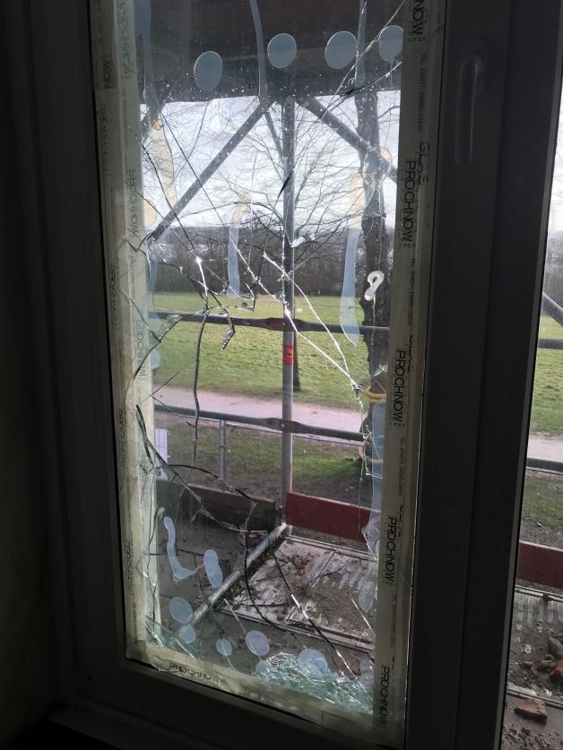 33+ Fenster Eingeworfen Teich Cloppenburg, Dieser artikel erläutert
