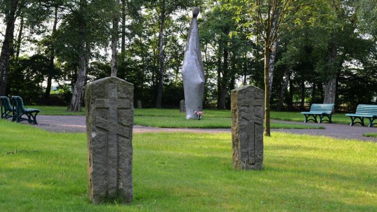 Der Lagerfriedhof in Dalum Rull. Hier wurden Kriegsgefangene aus mehreren Lagern in den heutigen Landkreisen Emsland und Grafschaft Bentheim beigesetzt. 