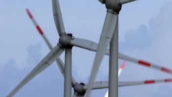 Grüne wollen 400 staatseigene Windräder