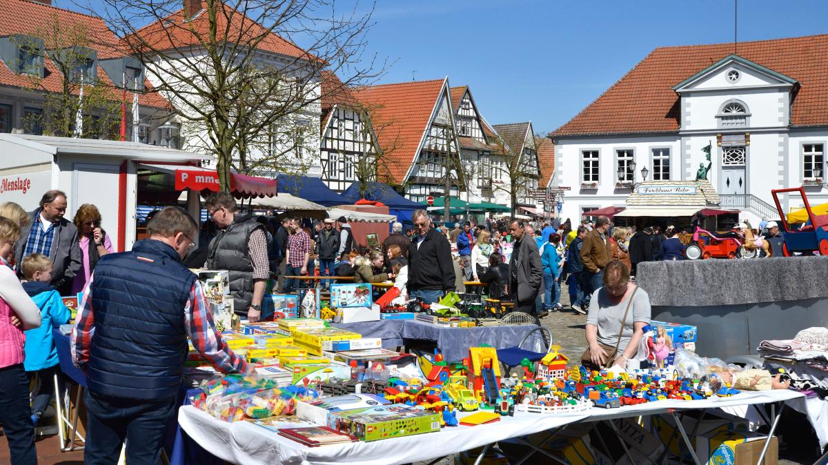 Verkaufsoffener Sonntag und Ladenhütermarkt in Quakenbrück