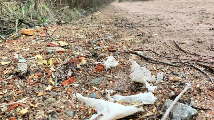 Bei dem verwendeten Recycling-Material handelt es sich auch um Plastikmüll. 