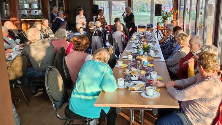 Regelmäßig gut besucht ist das Seniorencafé – so auch bei einer der letzten Veranstaltungen in der Miniaturstadt Bützow