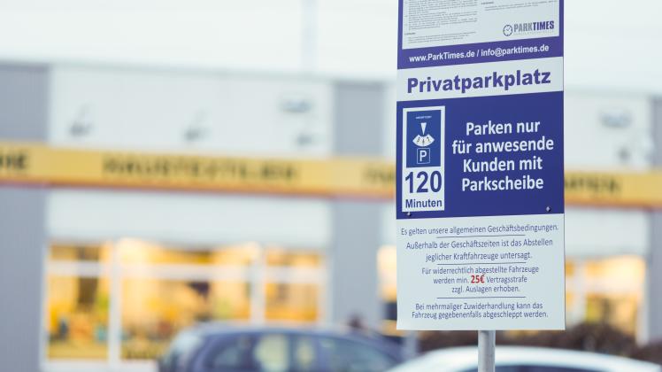 Parkplatz am tedox. Parken nur mit Parkscheibe. Foto: Michael Gründel