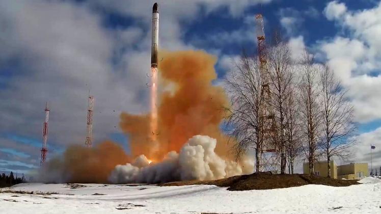 Russia Ballistic Missile Launch 8171292 21.04.2022 In this handout photo released by the Russian Defence Ministry, An RS