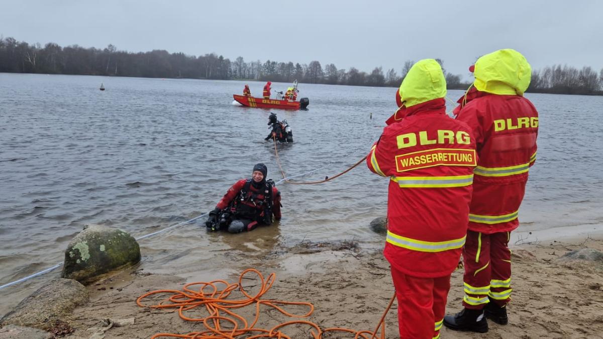 DLRG Ganderkesee mit erfolgreicher Übung am Hohenbökener See