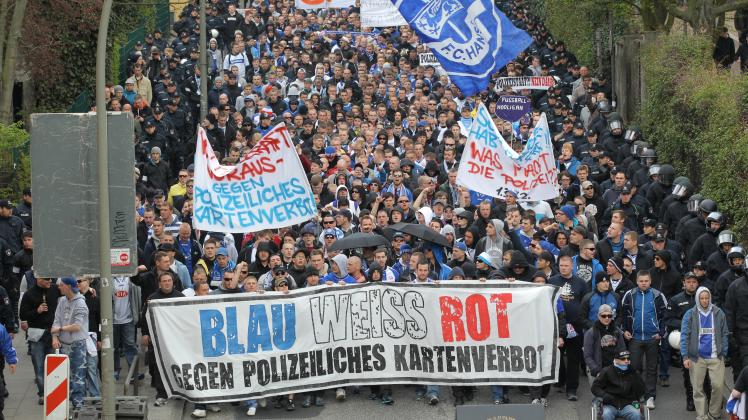 Hansa-Fans demonstrieren vor Nord-Derby