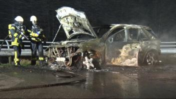 Am Samstag, 26. Februar 2023, ist in der Eichenallee in Haren ein Auto ausgebrannt.