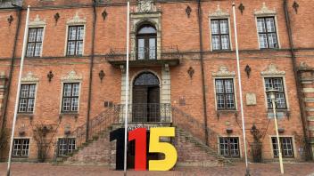 Rathaus Glückstadt: Behördennummer 115 startet.