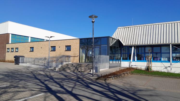 Sporthalle Bad Laer bekommt eine PV-Anlage