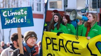 Demonstrationszug durch Osnabrück - Globaler Klimastreik