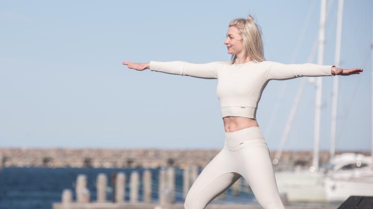 Maxi Therese Heller hat sich als Yogatrainerin selbstständig gemacht.