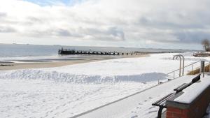 Schnee am Strand in Wyk