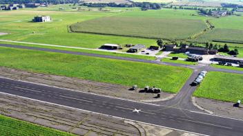 Das Flugplatzareal in Leck ist Planungsgrundlage fÃ¼r viele unterschiedliche Konversionsprojekte.