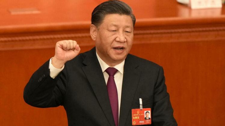 Beispiellose Wahl: Chinas Volkskongress bestätigt Xi im Amt