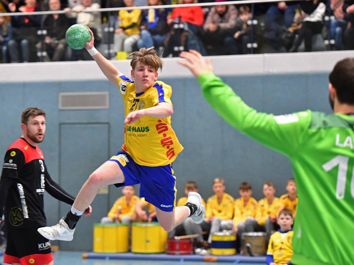 Handball-Oberliga Ostsee-Spree Mecklenburger Stiere Schwerin starten und beenden die Saison mit MV-Derbys