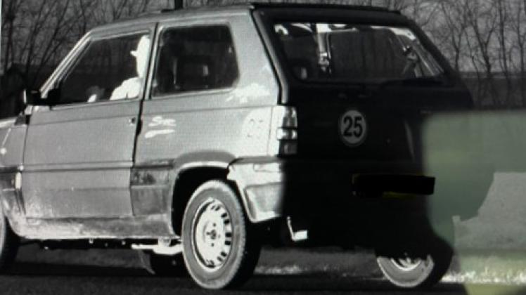 Dieses Auto war zu schnell unterwegs.