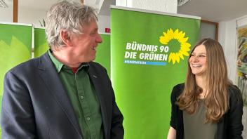 Die bisherigen Vorsitzenden Hans-Joachim Janßen und Anne Kura treten beim Parteitag der Grünen in Niedersachsen am kommenden Wochenende in Celle nicht wieder an.