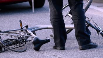 Unfall mit Radlerin im Einsatz: Muss Rettungsdienst mithaften?