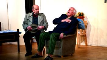 Kauzige Charaktere: Uwe Petersen (l.) und Horst Seegebarth laufen zu Höchstform auf.