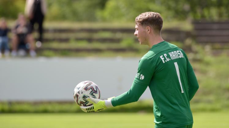A-Junioren-Spieler Elias Höftmann feierte sein Oberliga-Debüt in der U23 des FC Hansa Rostock.