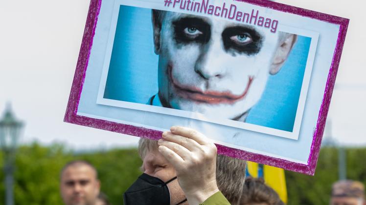 Gegendemonstration gegen Pro-russische Kundgebung in Dresden
