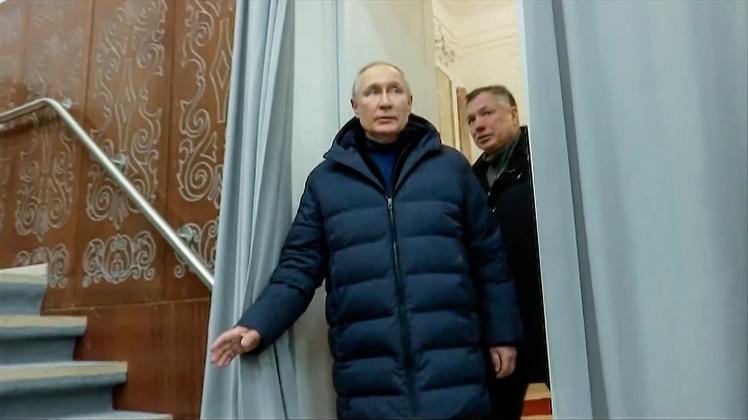 Ukraine-Krieg - Putin in Mariupol