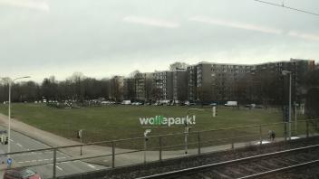 Auf dieser Fläche an der Ecke Stedinger Straße/Nordwollestraße (im Hintergrund der Wollepark) entsteht ein neues City-Quartier.