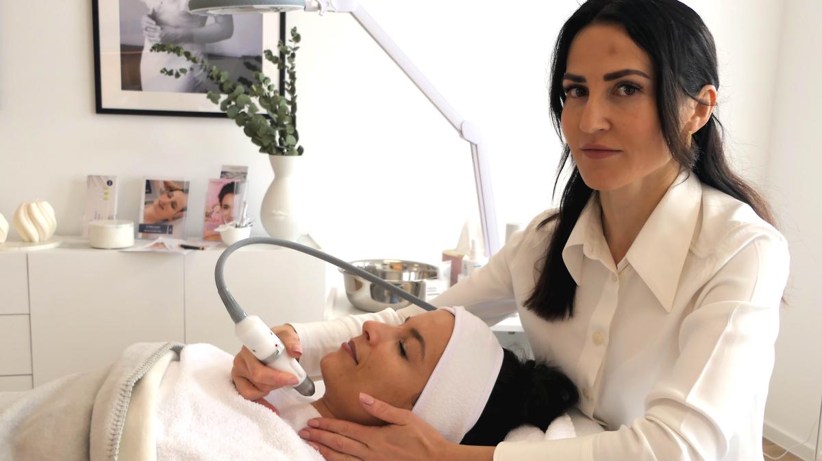 Just Beauty Mobile & Home Based Beautician