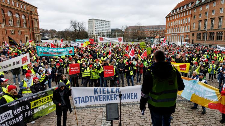 4000 Beschäftigte Des öffentlichen Dienstes In SH Im Warnstreik | SHZ