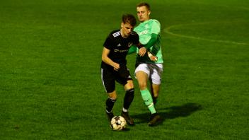 Markus Lührmann (rechts) bereitete zwei Tore vor und war ein ständiger Unruheherd in der Offensive.