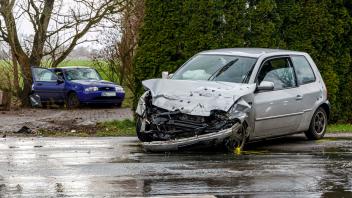 Unfall auf der Haldemer Straße in Bohmte: Beide Unfallbeteiligte wurden verletzt.
