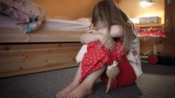 Bayerns Jugendämter nehmen mehr Kinder in Obhut
