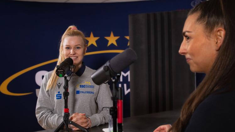 author SSC-Libera Anna Pogany zu Gast bei „Spiel.Satz.SSC. – Dein Volleyball-Podcast“.
