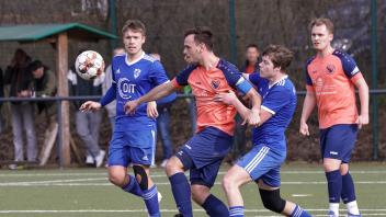 Georgsmarienhütte/Holzhausen: Fußball, Kreisliga C: BSV Holzhausen - VfL Kloster Oesede. 19.03.2023 