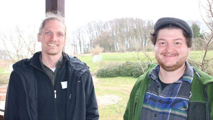 Jonas Pabst (links) und Steffen Wagner bilden das pädagogische Leitungsteam im LandGut.