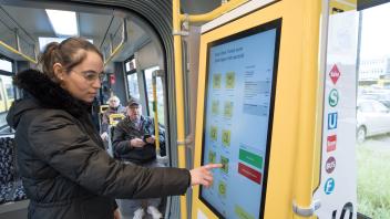 BVG testet neue Ticketautomaten