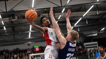 Artland Dragons Quakenbr�ck -  Uni Baskets Paderborn, 