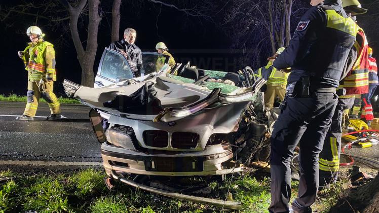 Vier Menschen Bei Schwerem Unfall In Wildeshausen Verletzt | DKO